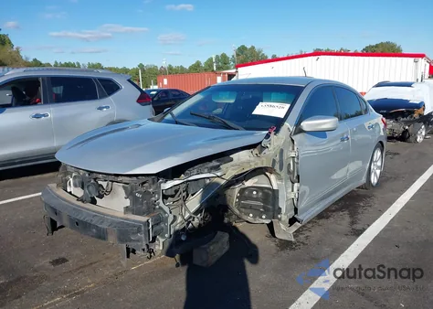 2016 Nissan Altima 2.5 Sv z USA, uszkodzony, nr VIN 1N4AL3APXGC139009